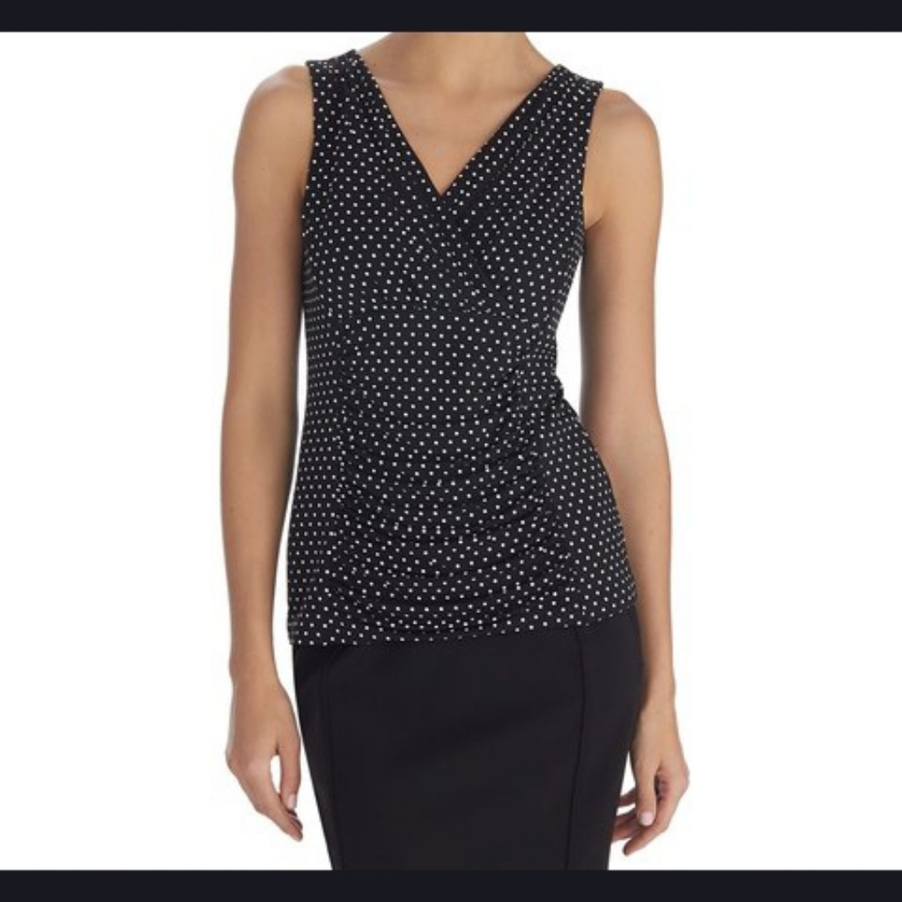 💕 White House Black Market Top 💕